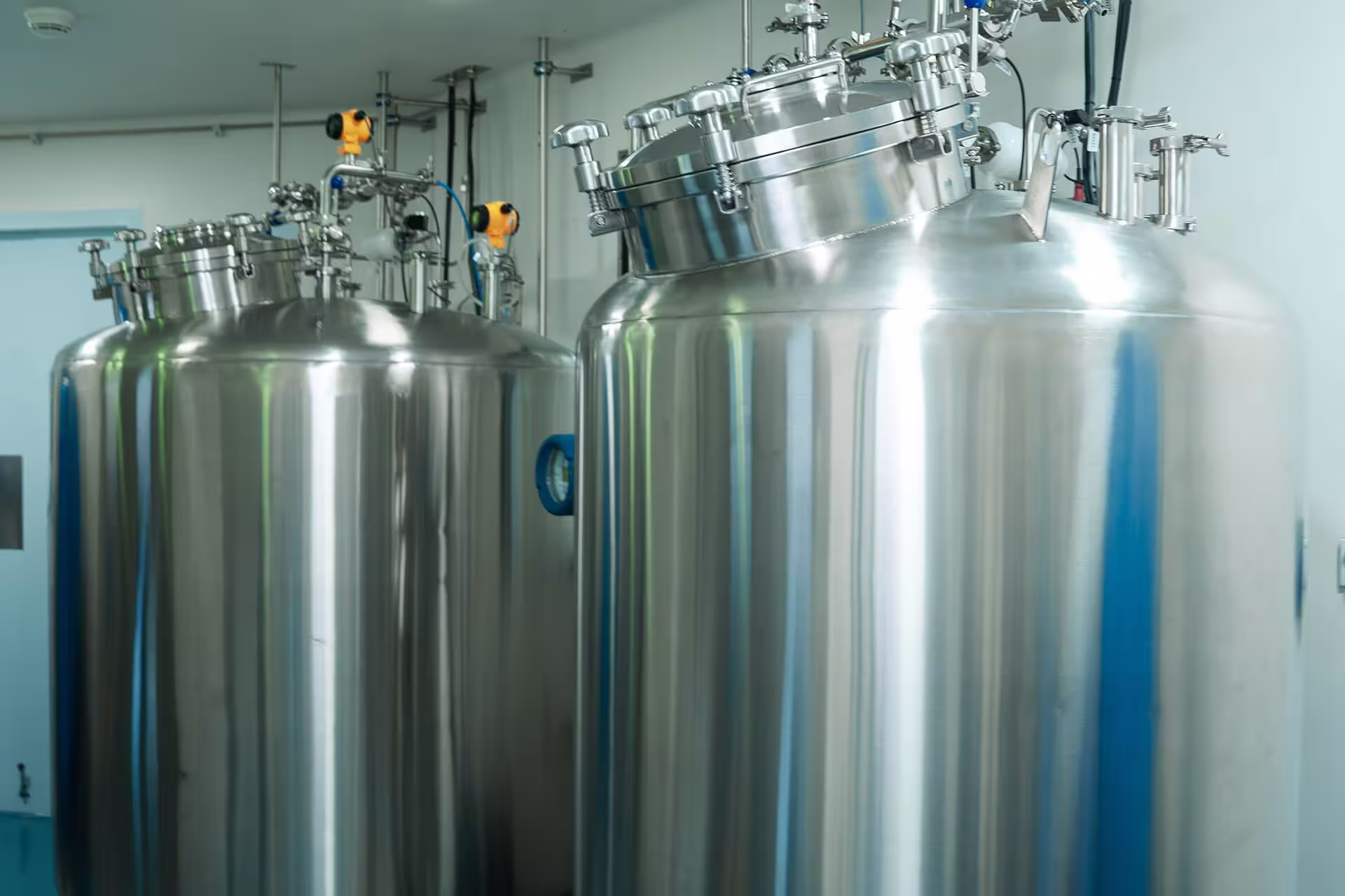 almacenamiento y distribución de agua purificada